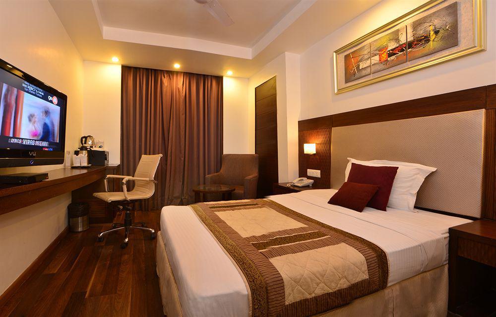 Hotel Le Roi Near New Delhi Railway Station Exteriör bild